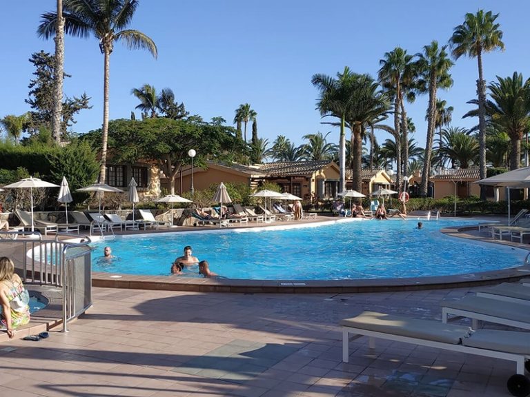 LPASLMAS-piscine-calme-club-lookea-maspalomas-voyage-grande-canarie-tui
